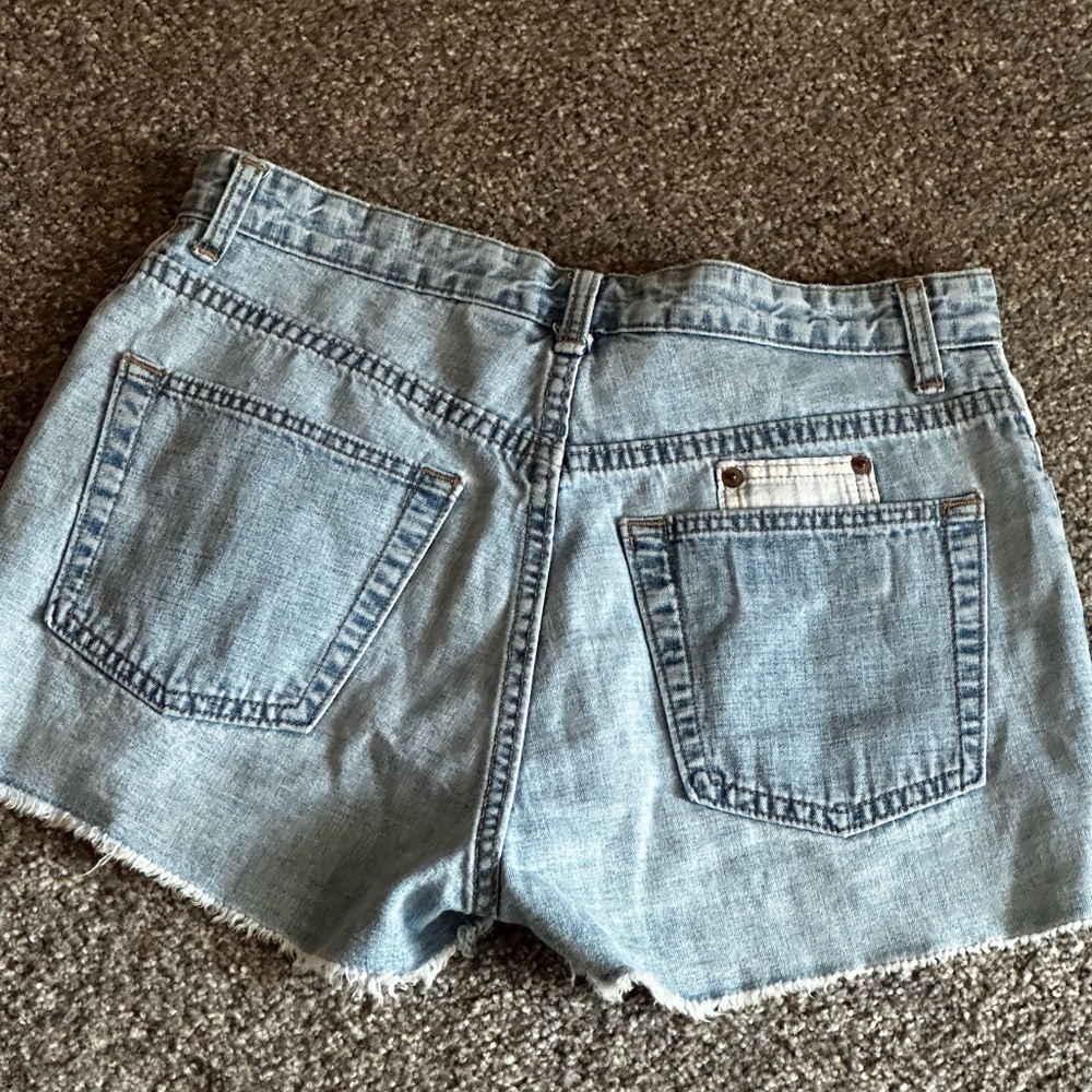 Vintage Gap denim button fly shorts - Picture 6 of 6